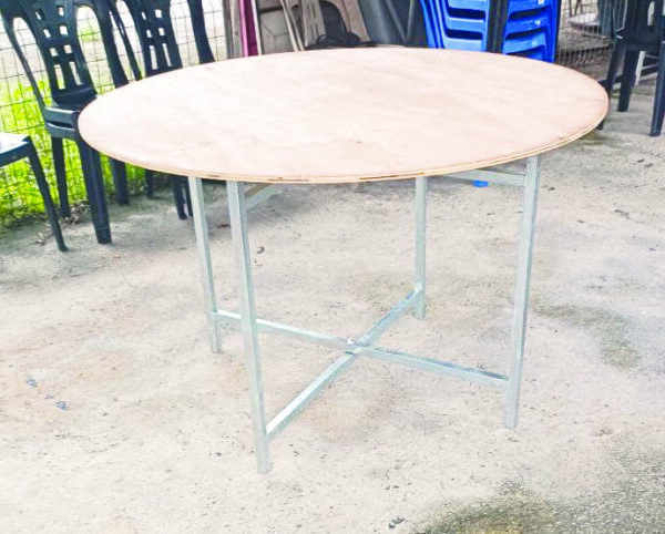 Round Table cw Stand (Galvanized) photo 2022 03 10 16 01 32 2