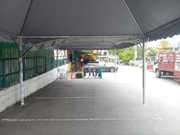 Pyramid Canopy - 20 x 15