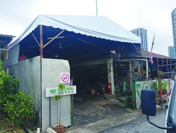 Canvas replacement service for A-shape tents by an experienced canopy tent manufacturer in Malaysia.